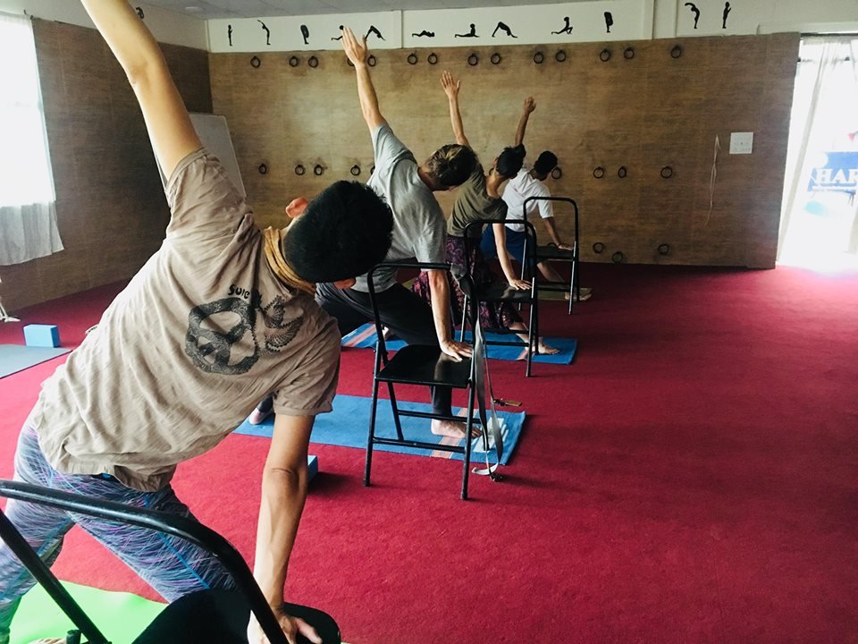 chair-yoga-rishikesh